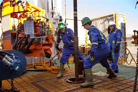 oil and gas jobs international.